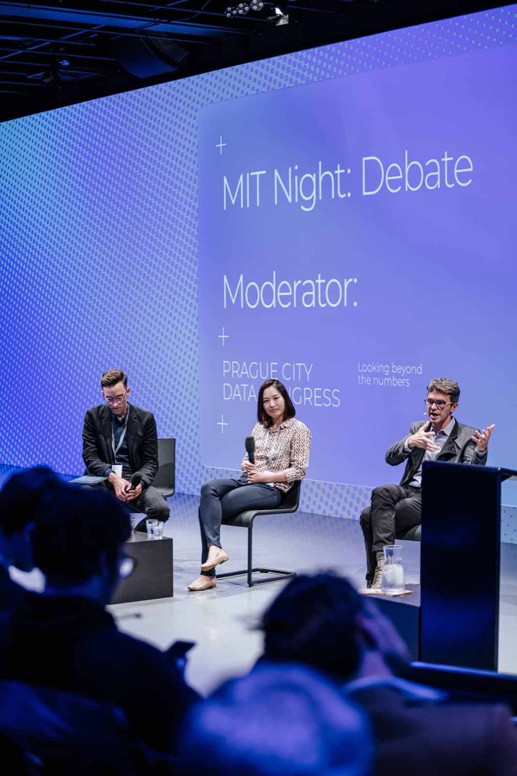 Eunsu Kim on an MIT Night panel at Prague City Data Congress